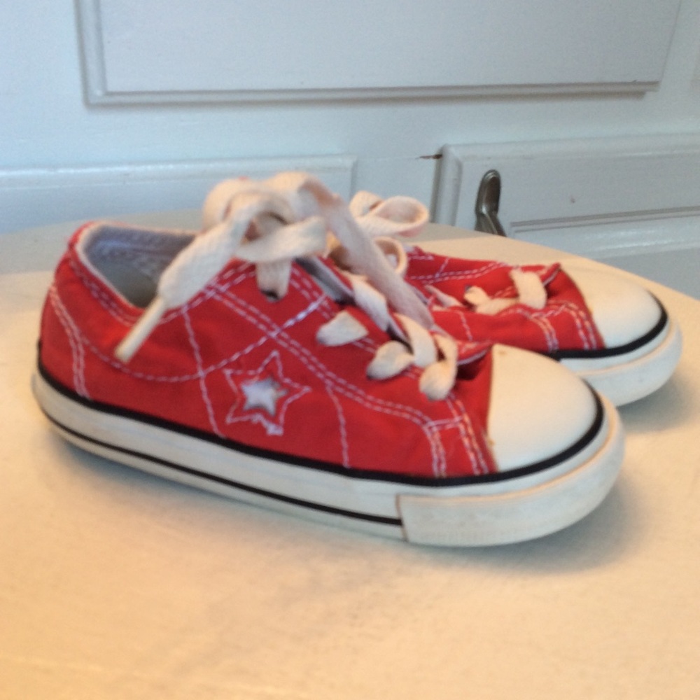 Converse One Star size 6